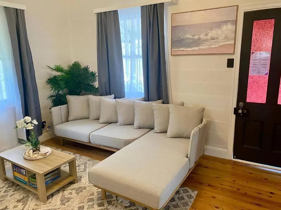 Tropical Oasis On Perkins Street Apartment Townsville 0*,