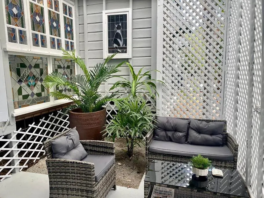 Tropical Oasis On Perkins Street Apartment Townsville