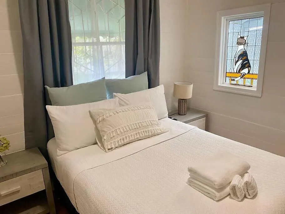 Tropical Oasis On Perkins Street Apartment Townsville Australia
