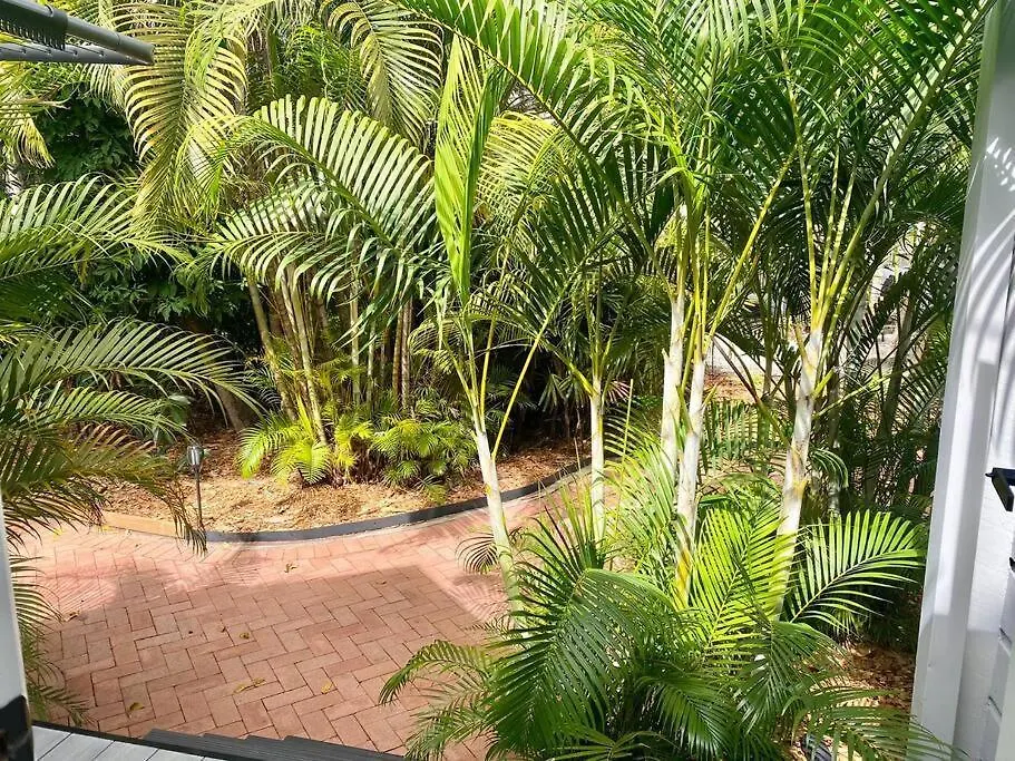 Tropical Oasis On Perkins Street Apartment Townsville