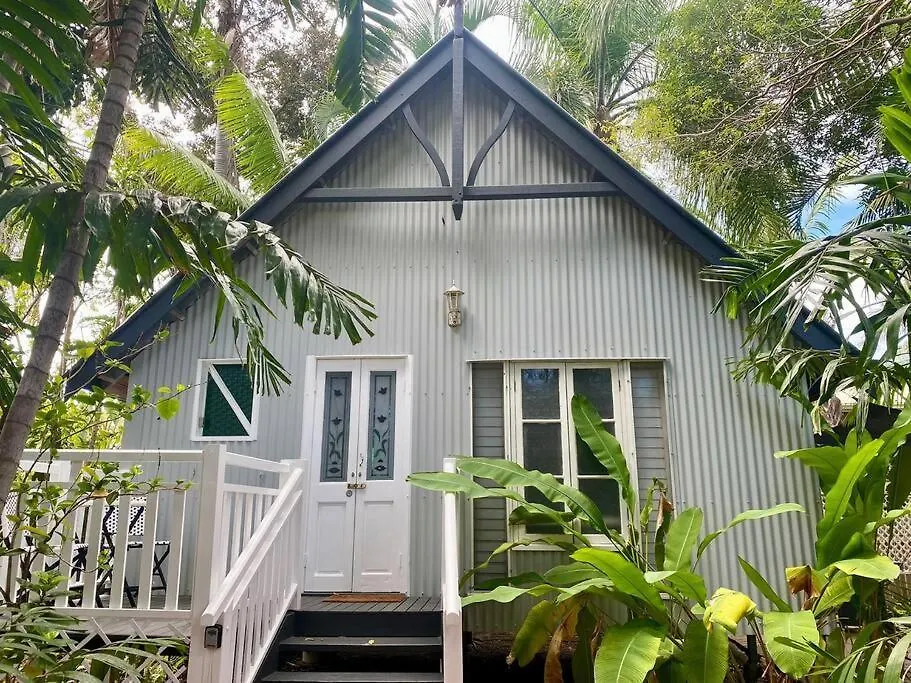 Tropical Oasis On Perkins Street Apartment Townsville Australia