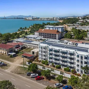 Hotel Madison Ocean Breeze, Townsville